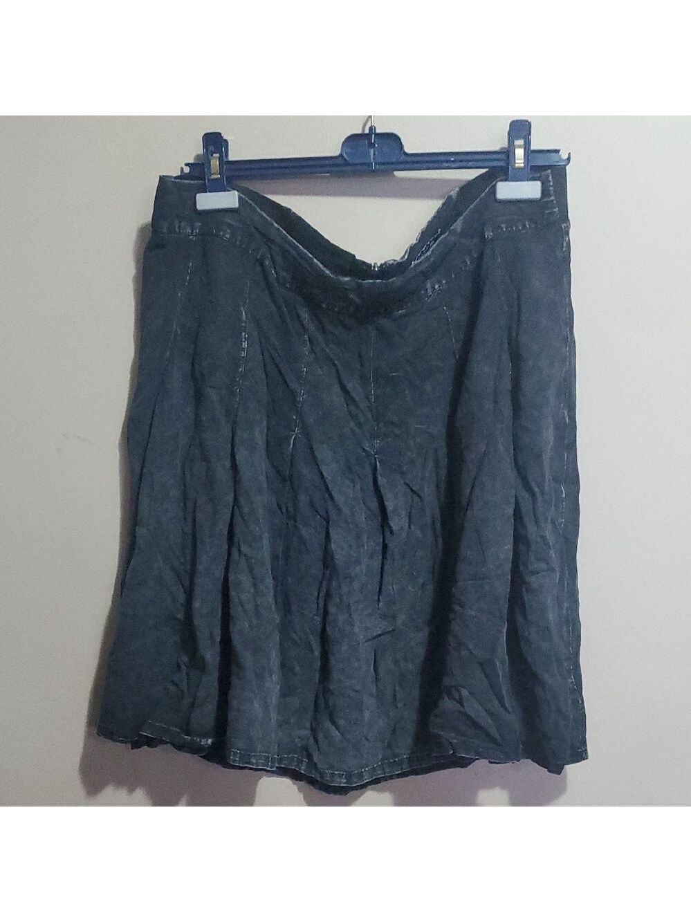 Torrid Charcoal A-Line Skirt Size 1